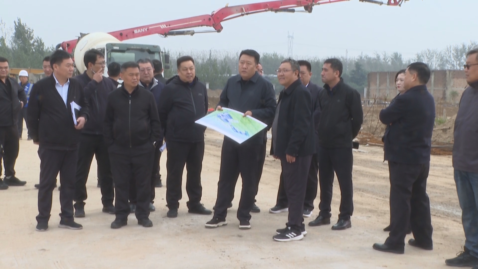 鄧兆朋帶隊(duì)調(diào)研融資項(xiàng)目及重點(diǎn)項(xiàng)目建設(shè)工作